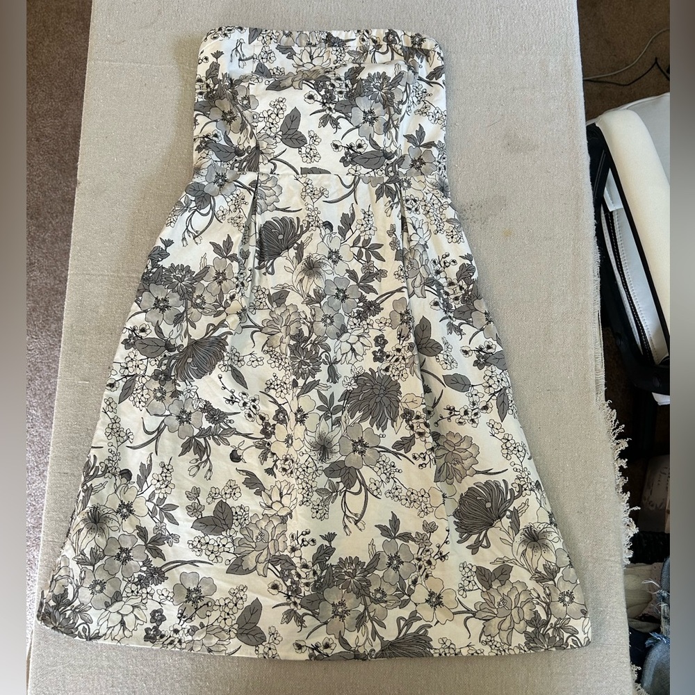 Old navy 2000’s gray white floral strapless dress size women’s 2